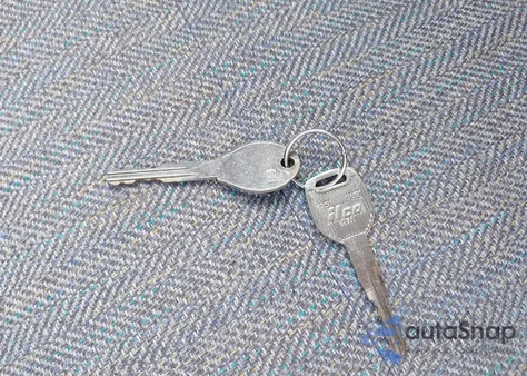 2001 Subaru Forester L z USA, uszkodzony, nr VIN JF1SF63531H731998